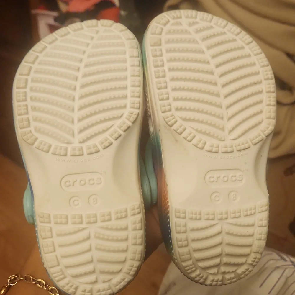 Crocs - Picture 8 of 8